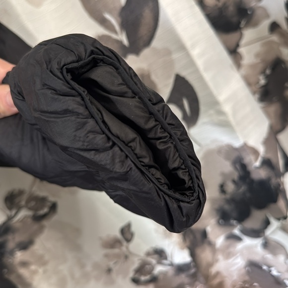 Black Quilted Patagonia kids jacket - Picture 7 of 9